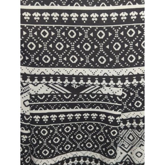 H&M Divided Black & White Scooped Neck Sleeveless Mini Jersey Dress Size 4 - Picture 6 of 10